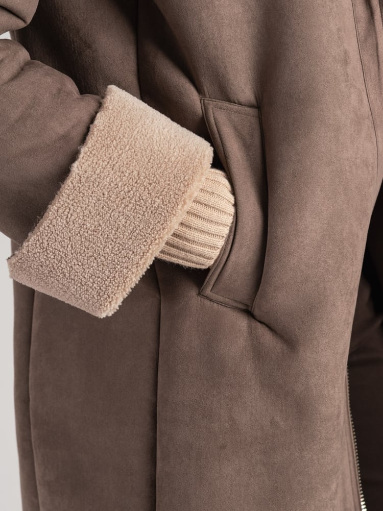 Abrigo de piel ecológica para mujer
