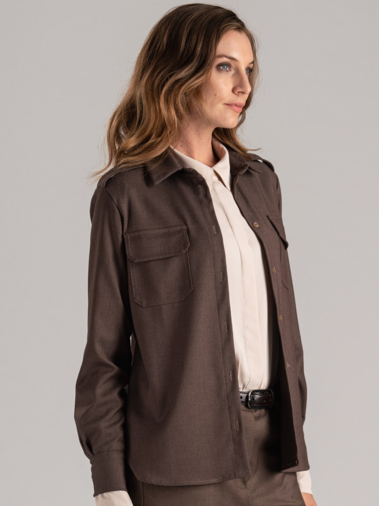 Chaqueta camisera de franela para mujer con bolsillos