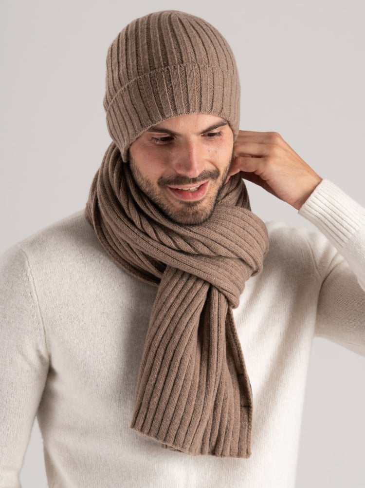 Cappello uomo in maglia a coste con risvolto alto Invidia 1973