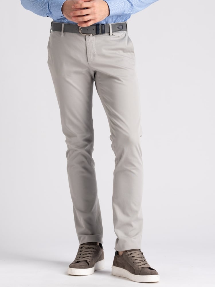 Pantalone uomo chino in tricotina tinto capo