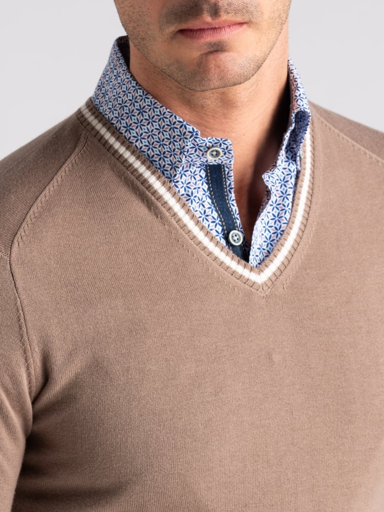 Maglia uomo in cotone scollo a V con contrasti