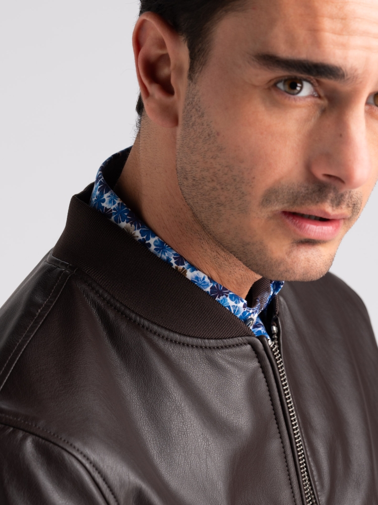 Giubbino uomo bomber in ecopelle moro