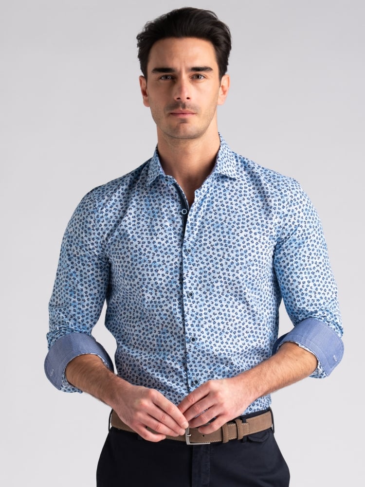 Camicia uomo in popeline con fiorellino blu semi francese