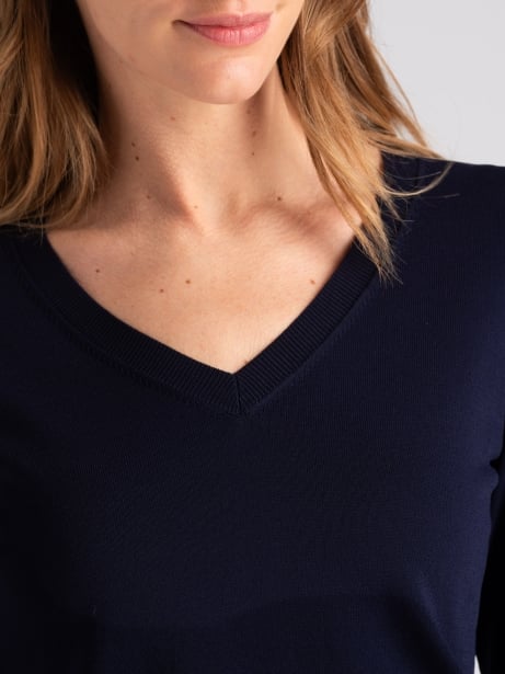 Maglia donna basic in viscosa con scollo a V 2