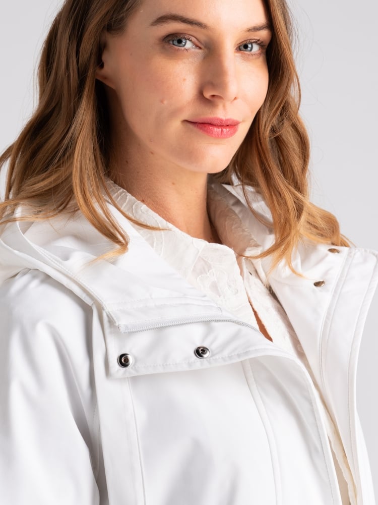 Giubbino donna corto tecnico con cappuccio