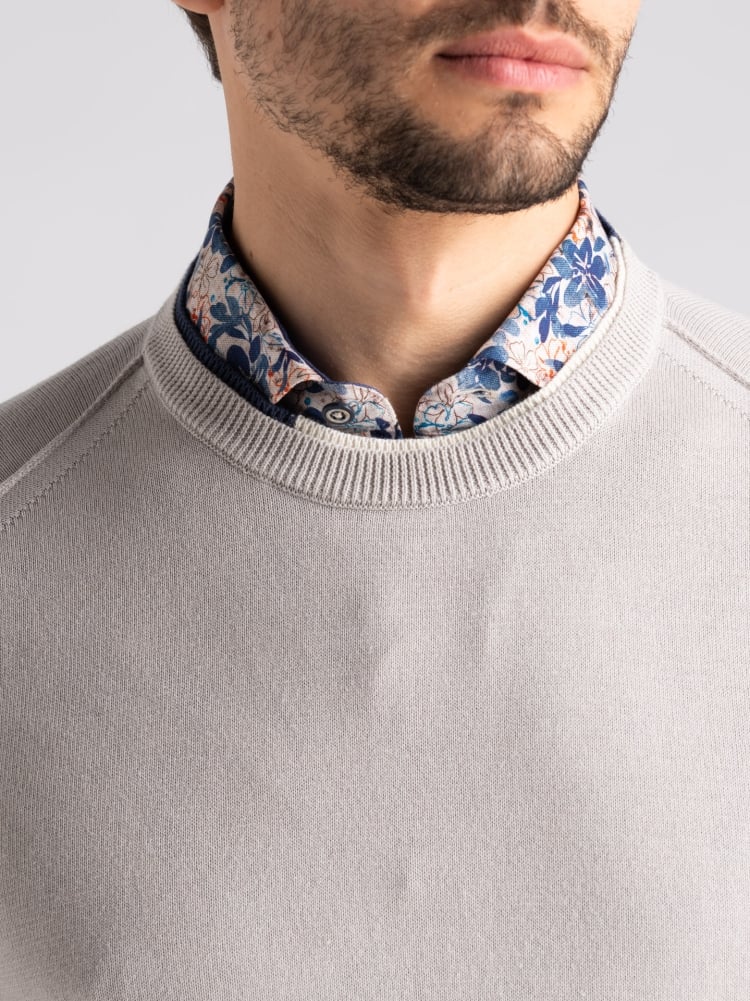 Maglia uomo con doppio collo in cotone chicco di riso