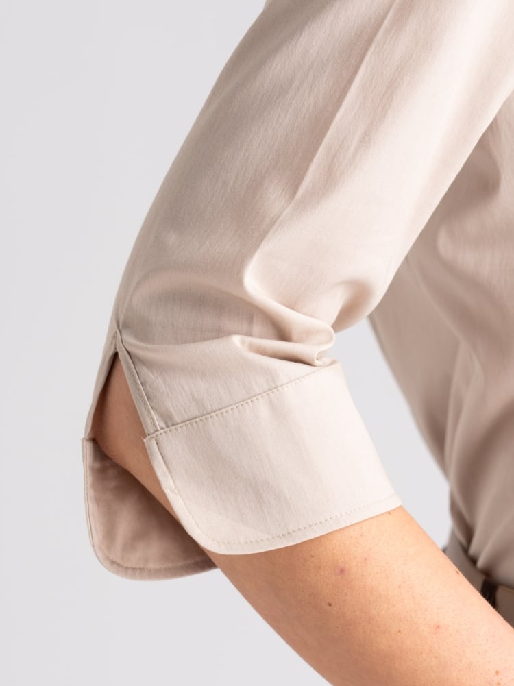 Camicia donna in popeline beige collo coreanoInvidia 1973