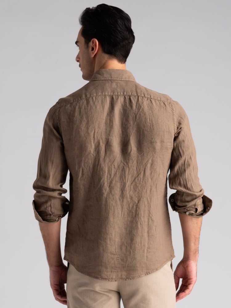Camicia uomo in lino tinto capo terra button down Invidia 1973
